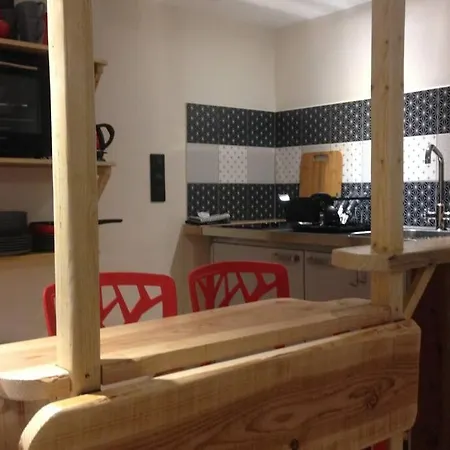 Charmant Petit Studio Modulable.